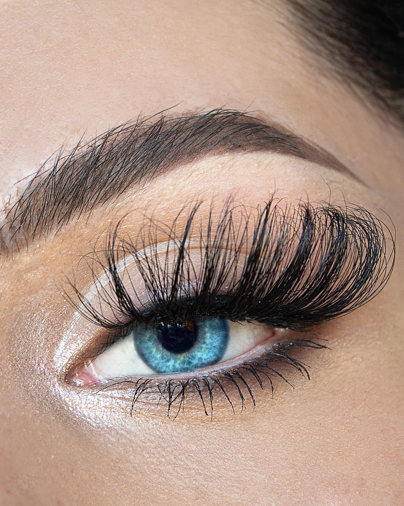 SO FLUFFY LASH & LINER KIT - Vicky Lashes
